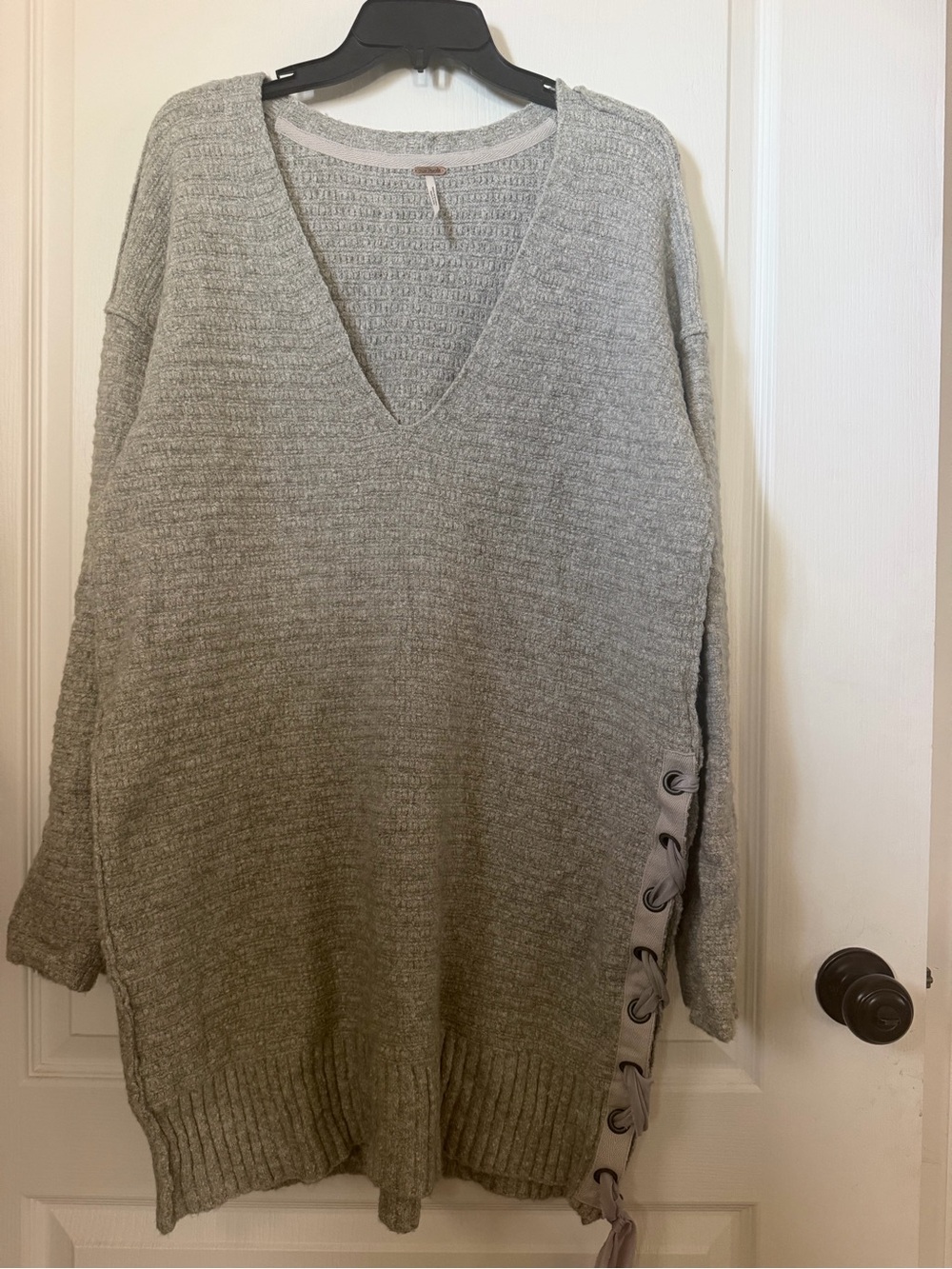 Free People “Heart It Laces” Sweater Tunic Dress  Size M (never worn/washed)